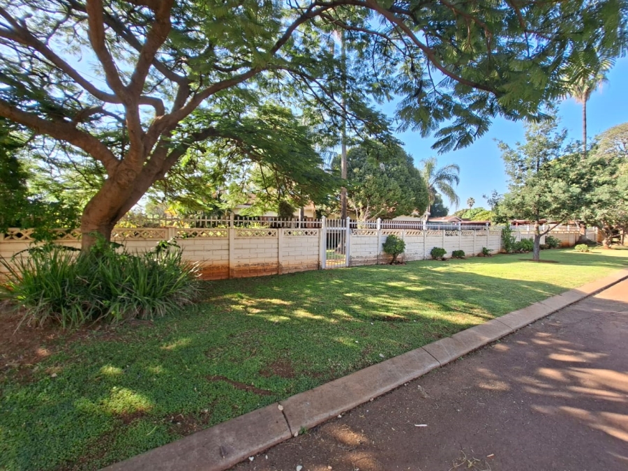 3 Bedroom Property for Sale in Mooinooi North West